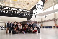 Avião de Star Wars é apresentado em Guarulhos; veja fotos