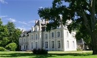Hotel em castelo no Vale do Loire, na França, abre reservas