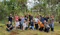 Campanha da etrip refloresta 8 mil mª de Mata Atlântica Campanha da etrip refloresta 8 mil mª de Mata Atlântica