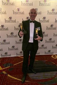 Cases da Aviva são premiados em Nova York Cases da Aviva são premiados em Nova York