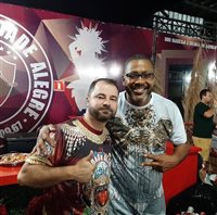 Tes, do Grupo R1, ajuda na criação do abre-alas da Mocidade Tes, do Grupo R1, ajuda na criação do abre-alas da Mocidade