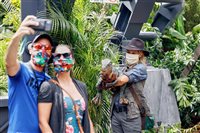 Universal Orlando volta a exigir máscaras em locais fechados