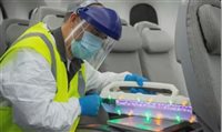 Boeing cria dispositivo de luz ultravioleta para desinfecção