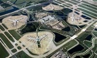 Aeroporto de Orlando retoma voos após furacão Ian