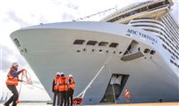 MSC Virtuosa chega a Southampton para retomar cruzeiros no Reino Unido