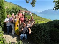 Duas lendas, vinhos e mergulho no lago: um sábado de famtur na Suíça
