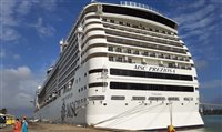 Com 3 mil passageiros, MSC Preziosa atraca no Porto de Maceió