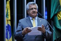 Deputado Bacelar, presidente da Comissão de Turismo, pede nova MP do IRRF Deputado Bacelar, presidente da Comissão de Turismo, pede nova MP do IRRF