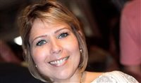 Roberta Coqui é a nova gerente de Vendas e Marketing do Villa Blue Tree Roberta Coqui é a nova gerente de Vendas e Marketing do Villa Blue Tree