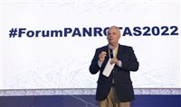 Iberostar promove sorteio no palco do Fórum PANROTAS 2022