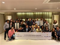 Variguianos da Consolação (SP) se reúnem em São Paulo 16 anos depois