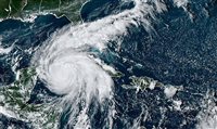 Flórida luta para se recuperar do furacão Ian