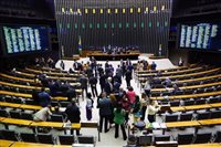 Câmara pode votar hoje MP que limita isenções do Perse
