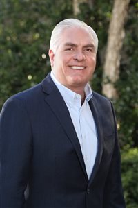 John Snyder deixará cargo de presidente e CEO da BCD após 30 anos John Snyder deixará cargo de presidente e CEO da BCD após 30 anos