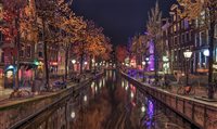 Amsterdã proíbe consumo de maconha no distrito da luz vermelha