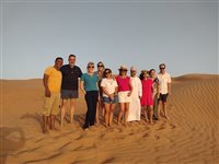 No deserto de Omã, Flot leva agentes a oásis e hotéis; fotos