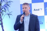 Azul conclui acordo com parceiros e elimina R$ 11 bilhões em dívidas Azul conclui acordo com parceiros e elimina R$ 11 bilhões em dívidas