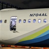 FAA exige inspeção em alguns Boeing 737 MAX 9, depois de incidente nos EUA