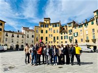 Famtour pela Toscana: visita com guia por Lucca e Pisa; veja fotos
