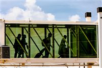 Programa Voa Brasil será reformulado e terá foco apenas em aposentados Programa Voa Brasil será reformulado e terá foco apenas em aposentados