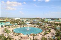 Conheça o Helios Grand Hotel, novo hotel da Universal com entrada para o Epic Universe Conheça o Helios Grand Hotel, novo hotel da Universal com entrada para o Epic Universe