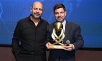 Assist Card vence categoria de melhor seguro viagem nacional em premiação da Abracorp Assist Card vence categoria de melhor seguro viagem nacional em premiação da Abracorp