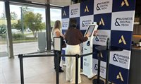 Accor implementa totens de autoatendimento para otimizar check-in Accor implementa totens de autoatendimento para otimizar check-in
