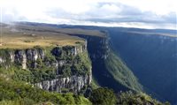 Turista de 11 anos morre após cair de mirante no Cânion Fortaleza, na Serra Gaúcha Turista de 11 anos morre após cair de mirante no Cânion Fortaleza, na Serra Gaúcha