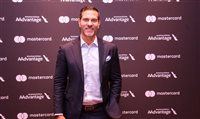 Alexandre Cavalcanti se despede do Brasil e assume nova posição na American Airlines Alexandre Cavalcanti se despede do Brasil e assume nova posição na American Airlines