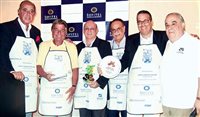 Feijão Amigo homenageia gerente do Sofitel Jequitimar