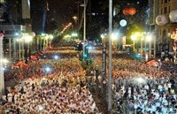 Mais de 2 milhões viram o ano na av. Paulista, em SP