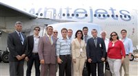 Whitejets mostra avião e conta planos a parceiros