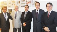 Diretoria da Transhotel visita clientes no Brasil
