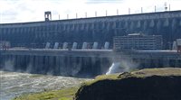 Itaipu (PR) deve bater recorde de visitantes em 2012