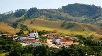 Fazenda do século 18 vai virar hotel em Minas Gerais