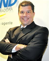 Luppa comenta experiência de voar American Airlines