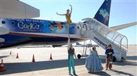 Azul apresenta avião que transportará o Cirque du Soleil