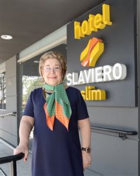 De volta ao mercado, Lúcia Mello agora é Slaviero