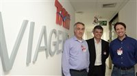 Confira fotos do coquetel de  15 anos da Tam Viagens 