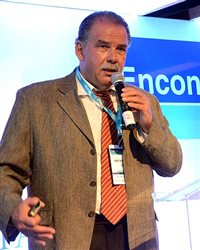 Economista da CNC fala em otimismo mas recomenda atenção