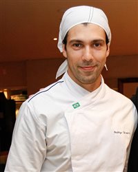 Chef Oliveira (Mocotó) faz jantar no Sofitel Guarujá (SP)