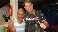 Convenção Schultz tem show de Pedro Lima (The Voice)