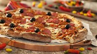 Patroni Pizza celebra 30 anos com lançamento de massa exclusiva