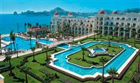 Riu reabre hotéis após passagem de furacão no México
