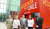 Campanha do Chile instala cubo gigante em SP; veja fotos