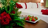 Funcionárias do Holiday Inn Manaus (AM) ganham dia de beleza