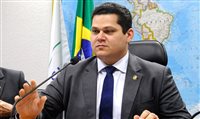 Senador do Amapá preside Comissão de Turismo