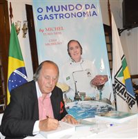 Michelão, da Fenactur, lança livro de receitas em SP; fotos