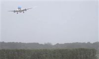 Video mostra pouso assustador de B777 da KLM em AMS