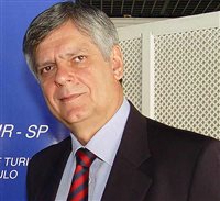 Caio Carvalho (SP Turis) critica aviação via Twitter